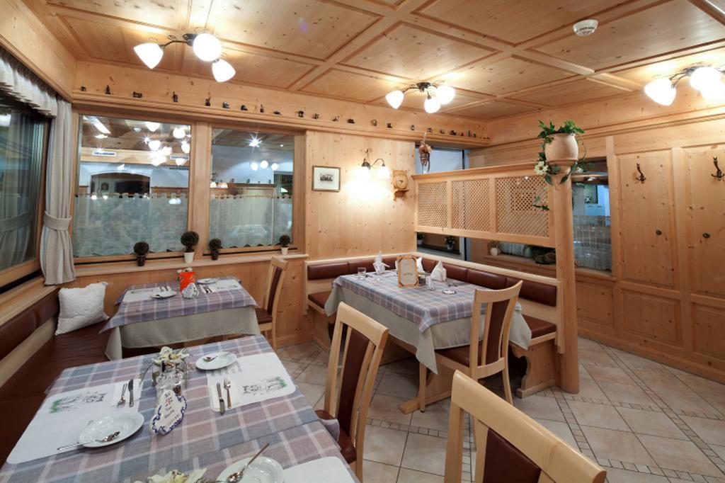 Hotel Astras Scuol Eksteriør bilde