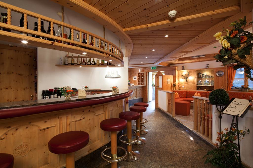Hotel Astras Scuol Eksteriør bilde