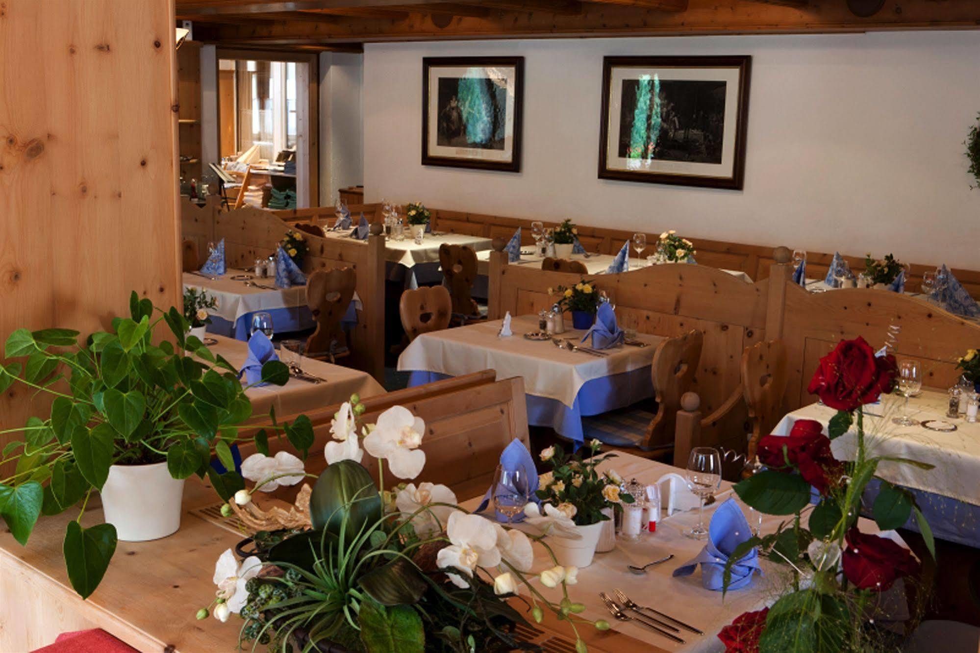 Hotel Astras Scuol Eksteriør bilde